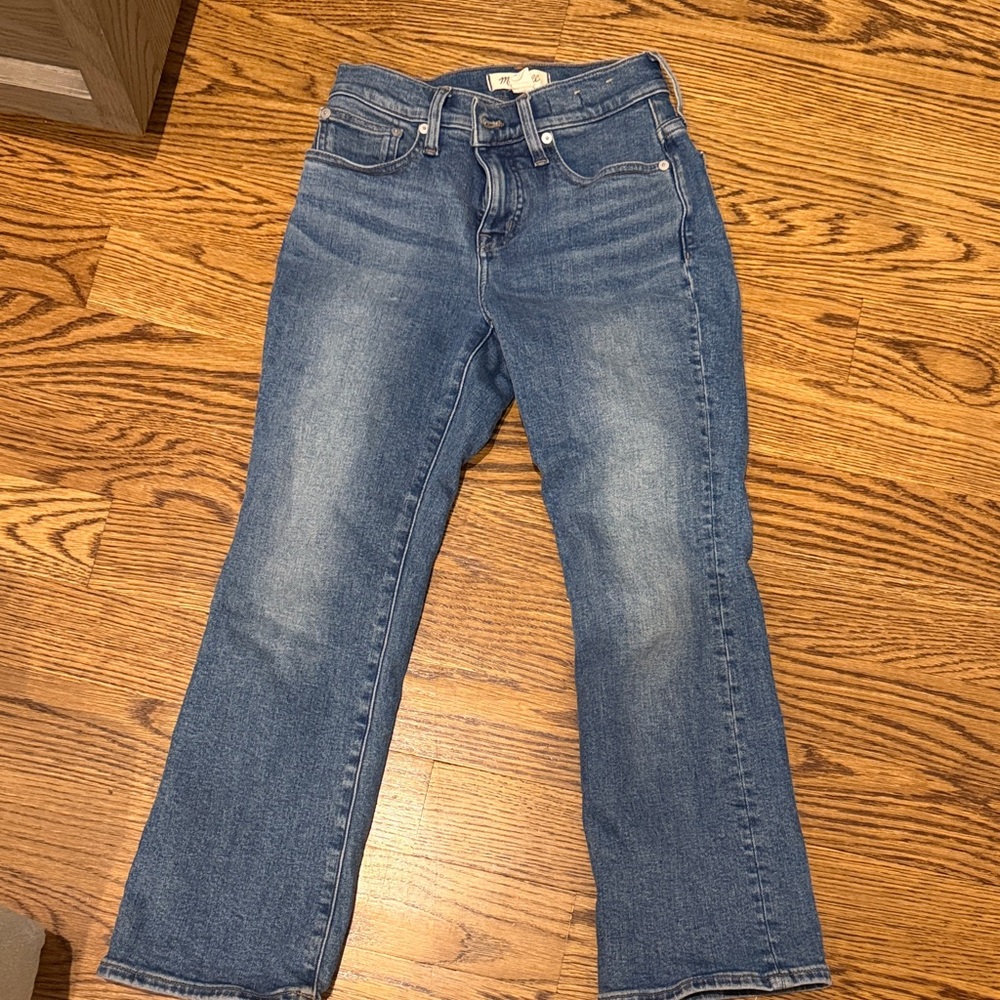 Madewell Kick Out Mid Rise Women's Jeans in Mid Blue Wash